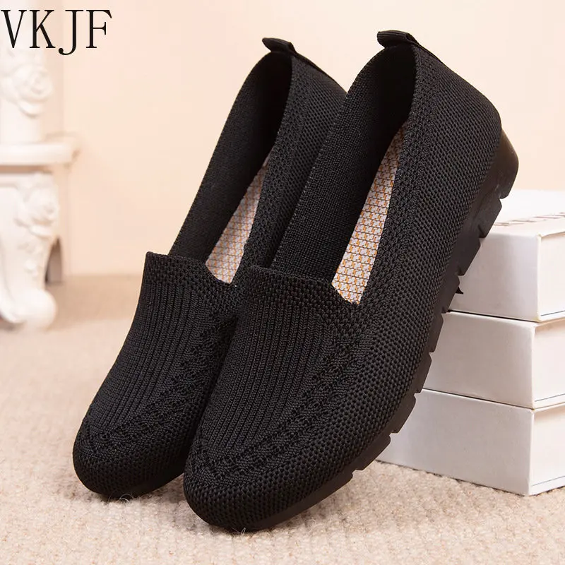 

New Mesh Breathable Sneakers Women Breathable Light Slip on Flat Casual Shoes Ladies Loafers Socks Shoes Women Zapatillas Mujer
