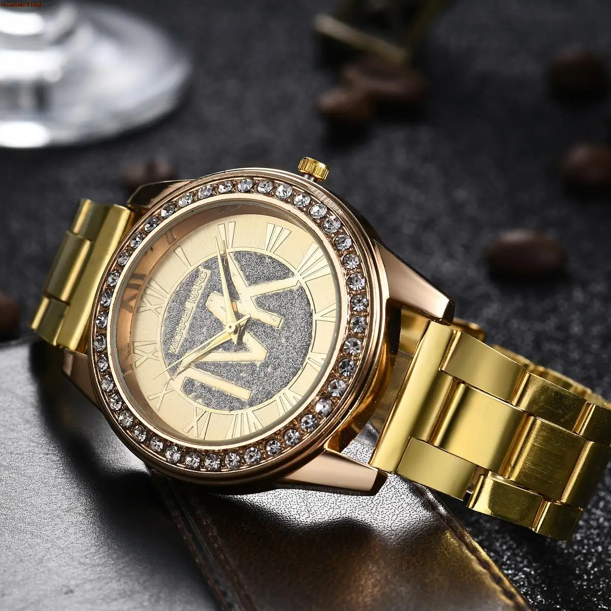 

Fashion TVK Brand Watch For Women Rome Digital Clock Gold Diamond Ladies Quartz Wristwatches Montre Femme Bracelet Relogio Gift