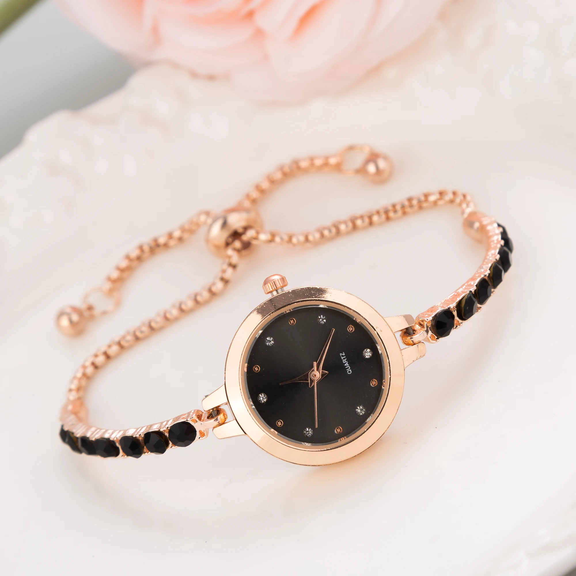 2023 Cute Leisure Bracelets Watch for Women Luxury Crystal Women's Bracelet Quartz Wristwatches Gift for Womens Free Shipping