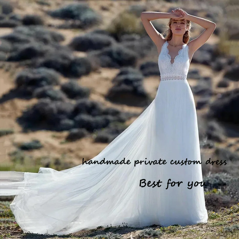 

White A Line Wedding Dresses Lace Appliques Chiffon Long Beach Bridal Gowns with Train Customized