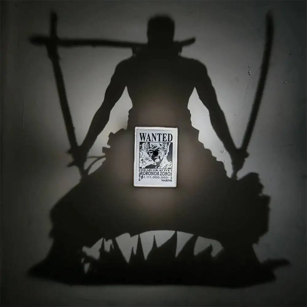Фото Настольная лампа-проектор One Piece Roronoa Zoro 2026: Луффи, Гоку, теневой светильник, креативный аниме-аксессуар, коллекционный подарок №2