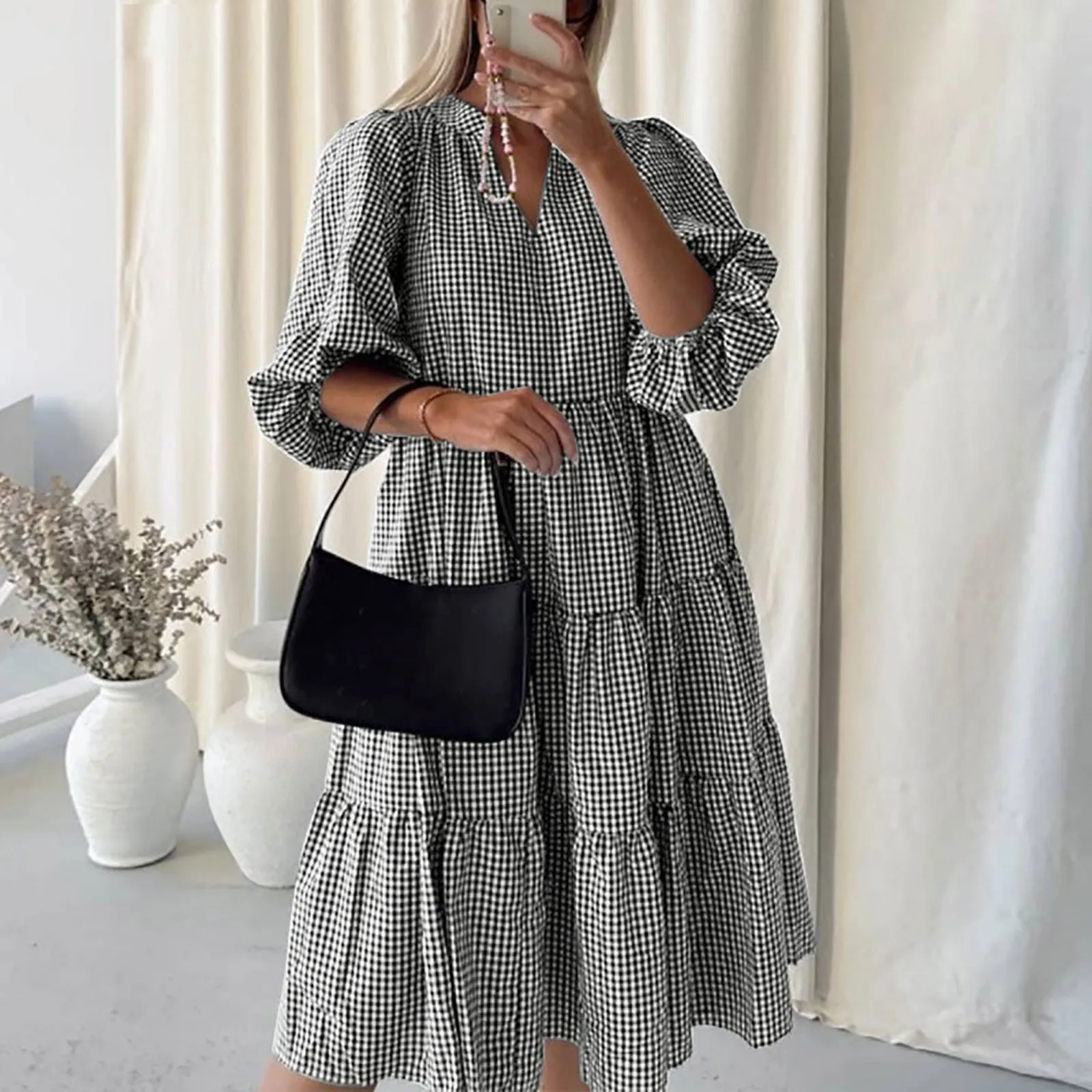 Женское винтажное платье с рукавом-фонариком летнее клетчатое до середины икры