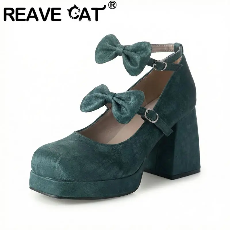 Фото Туфли-лодочки REAVE CAT бежевые женские из замши с квадратным носком, каблук 9,5 см, платформа 1,5 см, двойной ремешок с пряжкой, бантом, большие размеры 46, 47, 48 №1