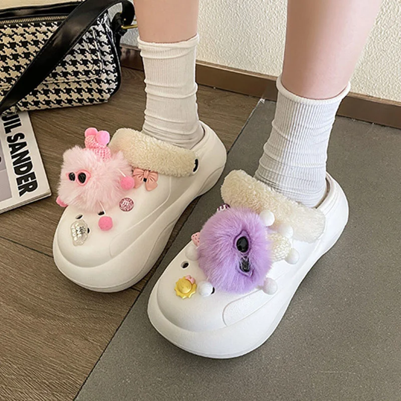 

Новинка 2023, тапочки с закрытым носком для зимы, повседневные стильные Сабо «сделай сам» с мультяшными рисунками, модные удобные дизайнерские сабо с мультяшными мячиками