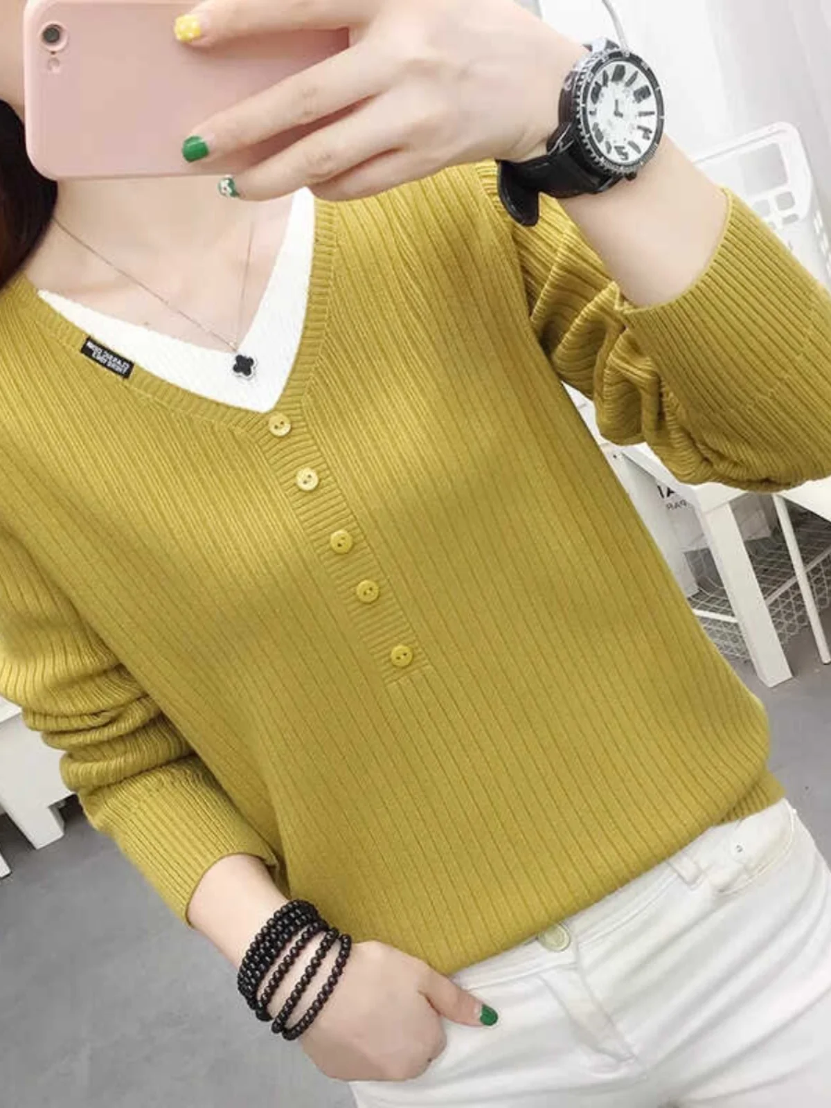 V-neck Sweater Women Spring and Autumn Knitted Fake Two Pieces Top 2024 New Loose Long sleeve Short Bottoming Shirt Inner wea... |