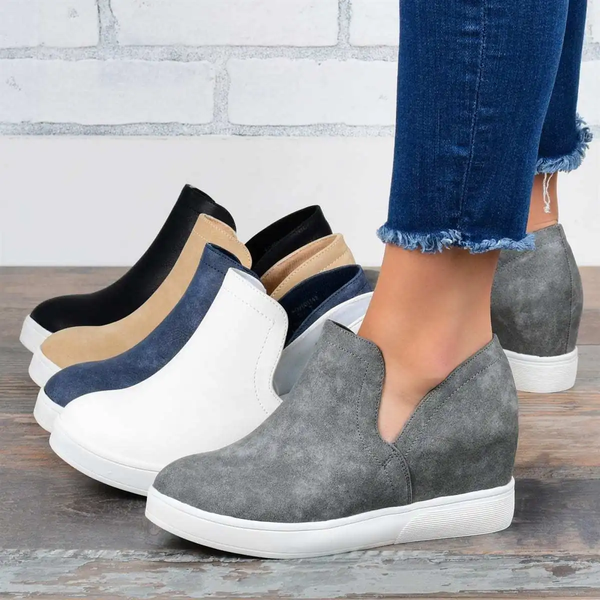 

2022 Women Sneakers Outdoor Breathable Sneakers Women Walking Shoes Women Loafers Chunky Sneakers Slip on Shoes