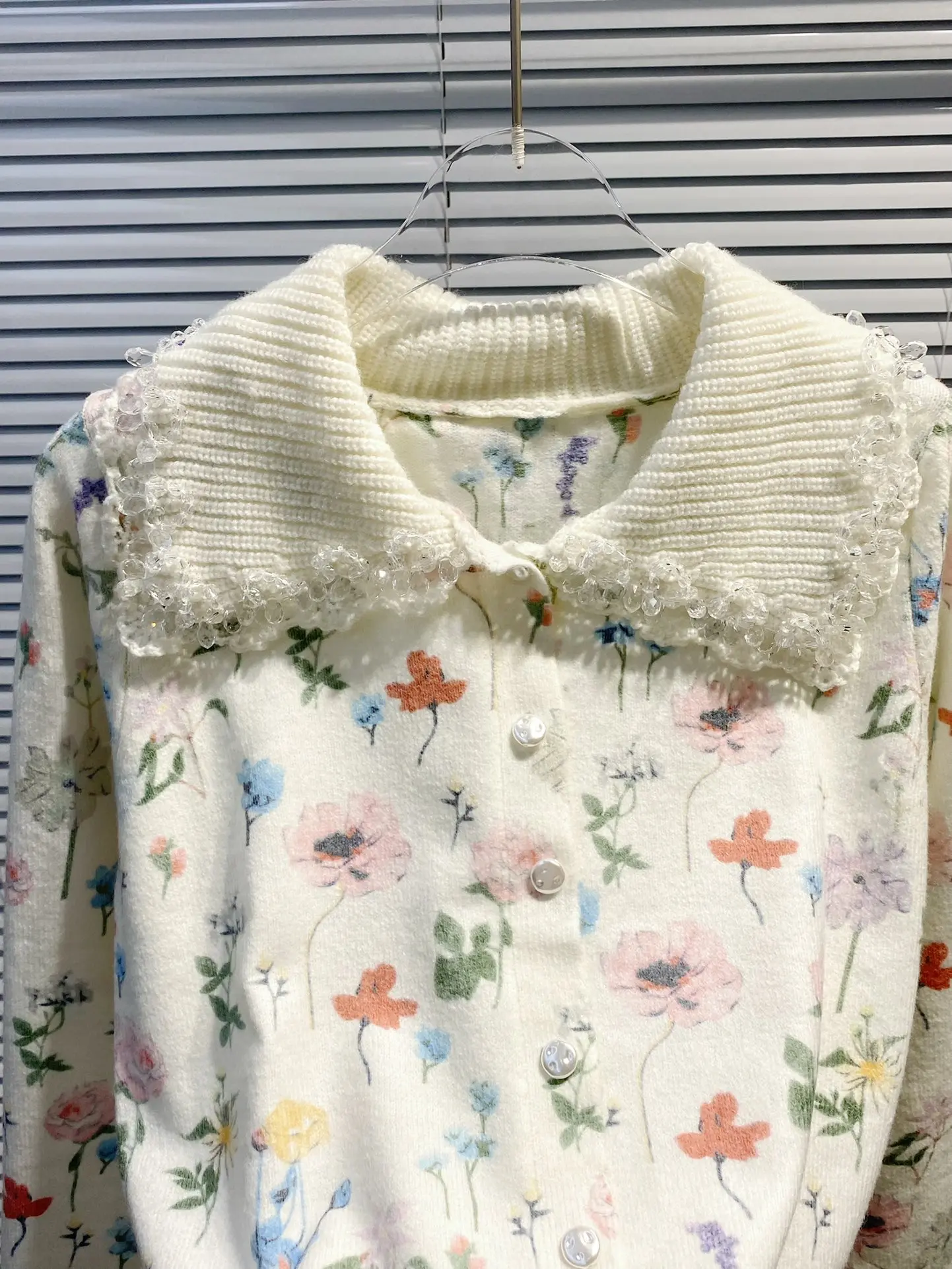 Рисунок 3 - Женский мохеровый короткий кардиган