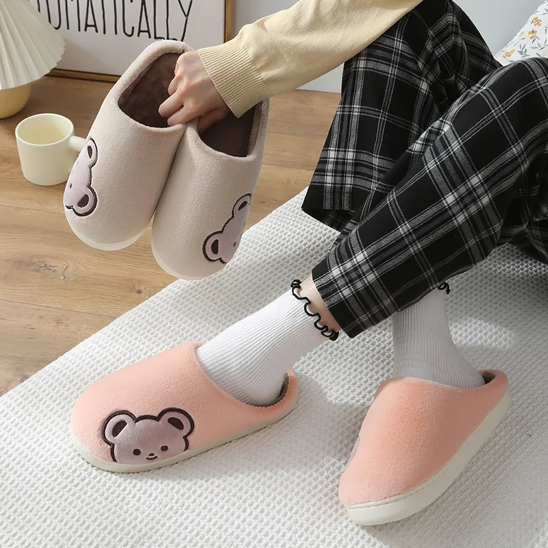 2022 New Lovers Cotton Slippers Cute Bear Indoor Warm Autumn And Winter Men's Home Floor Flat Couple Light Comfort Furry Shoes