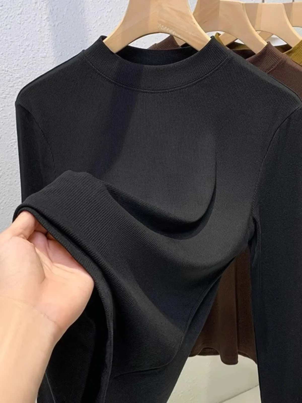 White Half-high Collar Bottoming Shirt Women Early Autumn Small Wear Thread Stand Slim fit Inner wear round Neck Long ...