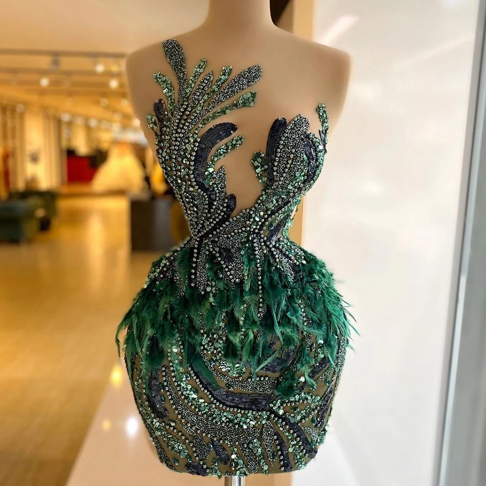 

Exquisite Green Sheath / Column Sleeveless Sexy Fashion Feathers Beading Above Knee Length Pleat Sequin Cocktail Party Dress