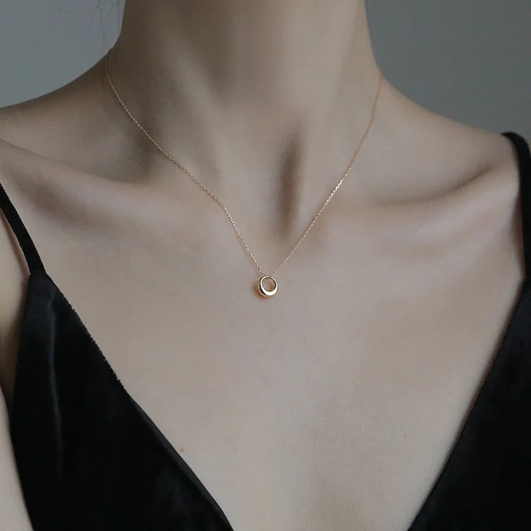 

925 sterling silver new geometric Circle Necklace female ins simple clavicle chain temperament niche design cool style n277