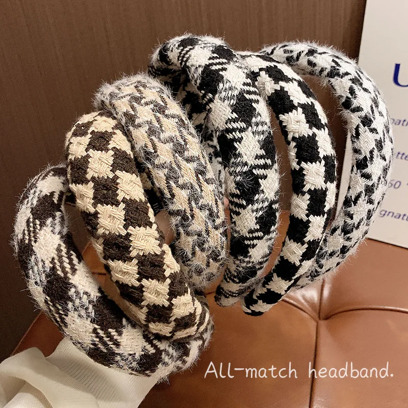 

2022 New Qianniao Grid Hair Band Fabric Women's Versatile Outgoing High Head Top Pressed Hair Band with Wide Edges