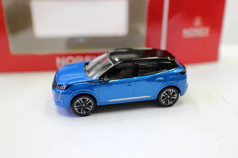 

Модель автомобиля из сплава для PEUGEOT 2008, 1:64