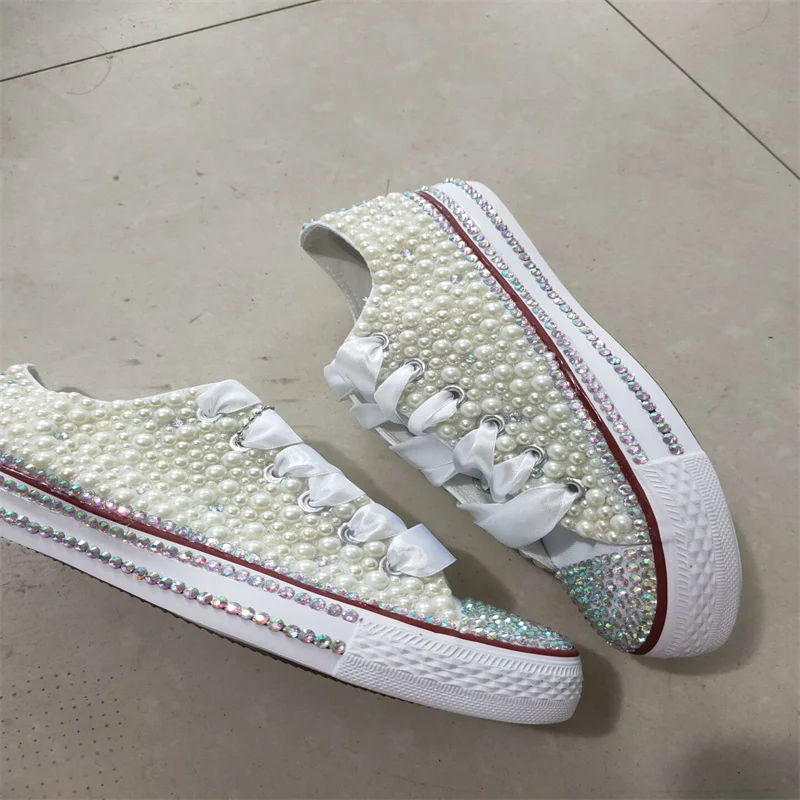 

Классические парусиновые туфли ручной работы с жемчугом, размер 35-46