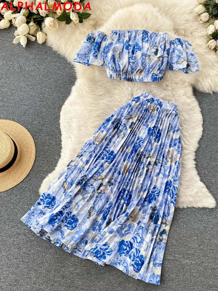 Женский комплект ALPHALMODA укороченный топ с принтом и трапециевидная юбка до