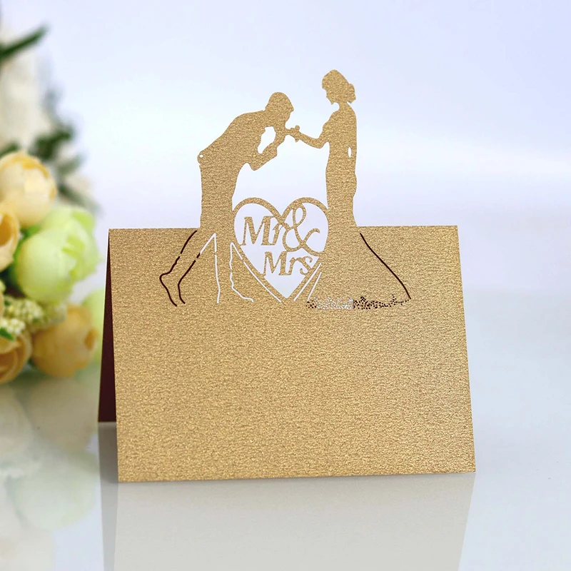 

50pcs MR & MRS Name Place Cards Wedding Decoration Bride and Groom Table Decor Table Name Message Greeting Card Wedding Party