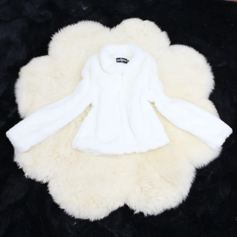 White Zipper Short Faux Fur Coat In Autumn  Winter Long Sleeve  Faux Fur Coat Women Short Skinny Girl Flocking Basic Coats