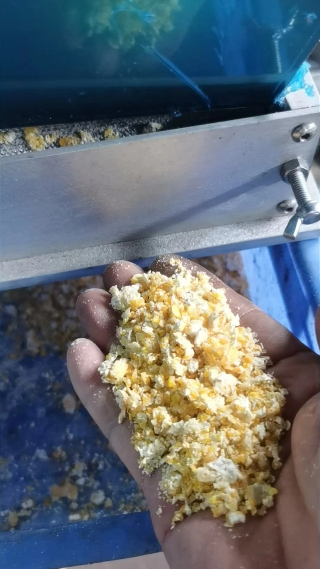 Дробилка для измельчения пеллет мельница ячменя дробилка зерна фрезерный станок