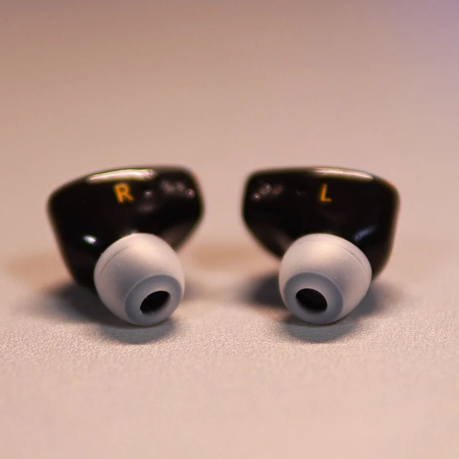 Фото Наушники-вкладыши Venture Electronics UA Guangzhi 3,5SE/4,4TRRRS Omega HIFI №2