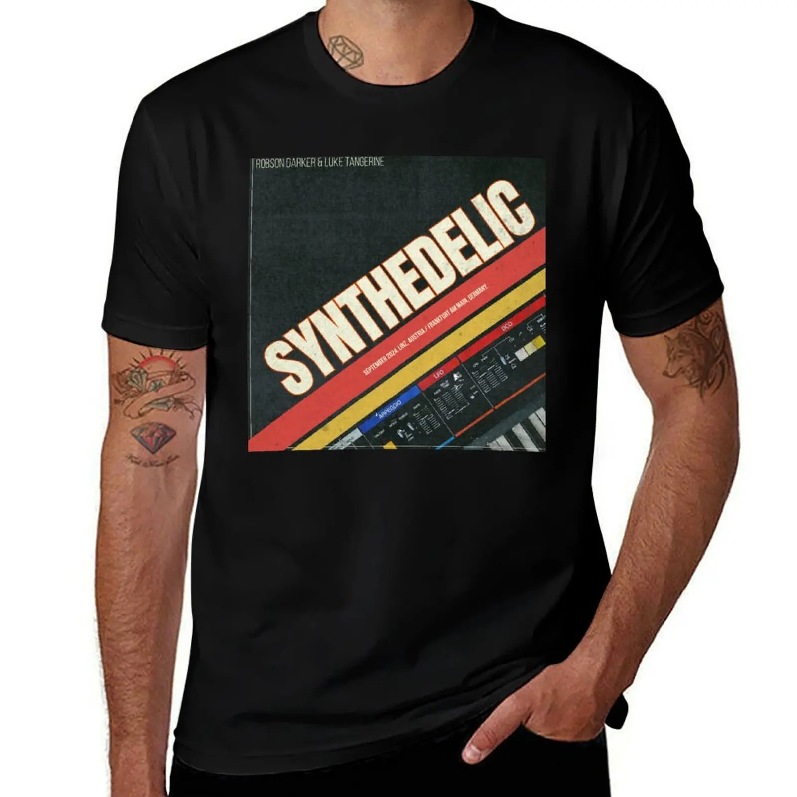 Фото Футболка Synthedelic Merch от Robson Darker & Luke Tangerine, прочная рабочая футболка №1