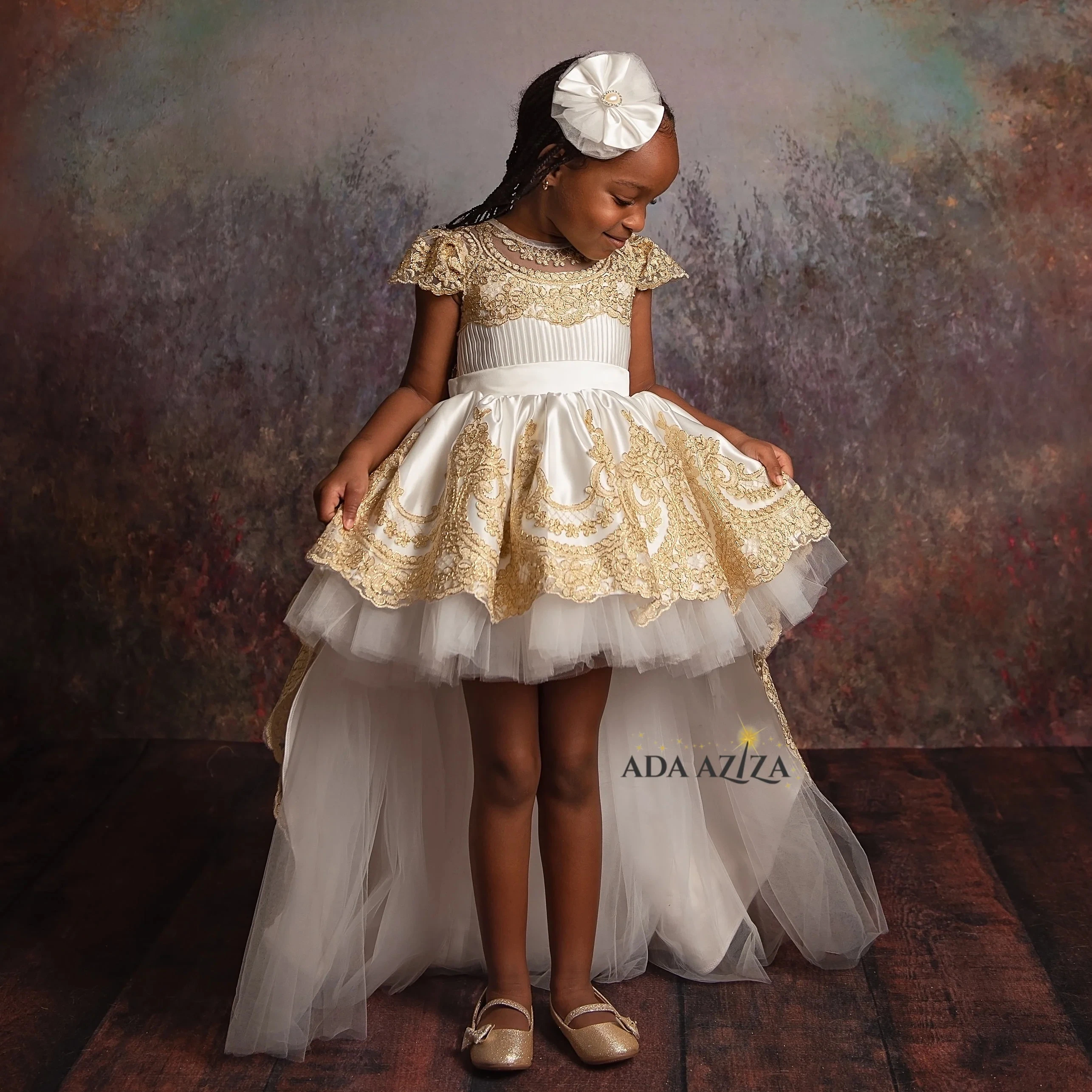 

Hi Lo Ball Gown Flower Girl Dresses for Photo Shoot Gold Appliqued Kids Birthday Pageant Gowns Children Wedding Guest Dresses