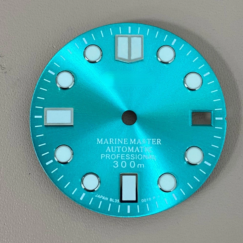 S Stud Sunpattern 28.5mm Watch Dial 007 Modified Dial Green Luminous Suitable for NH35 Movement