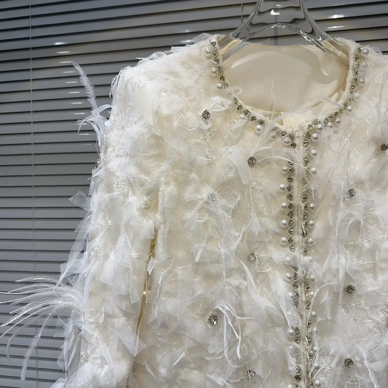 2024 зимнее короткое пуховое пальто с подкладкой из перьев теплое женское новое