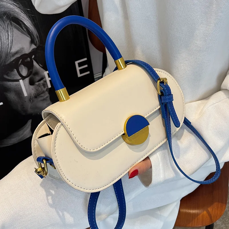 

2022 Women's portable Waterproof PU Outdoor Travel Handbag Fashion Versatile Shoulder Lock Buckle Messenger Small Square Bag