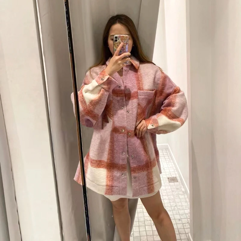 

New 2023 Autumn And Winter Women's ClothingPlaid Shirt Coat Loose Large Overcoat 1027