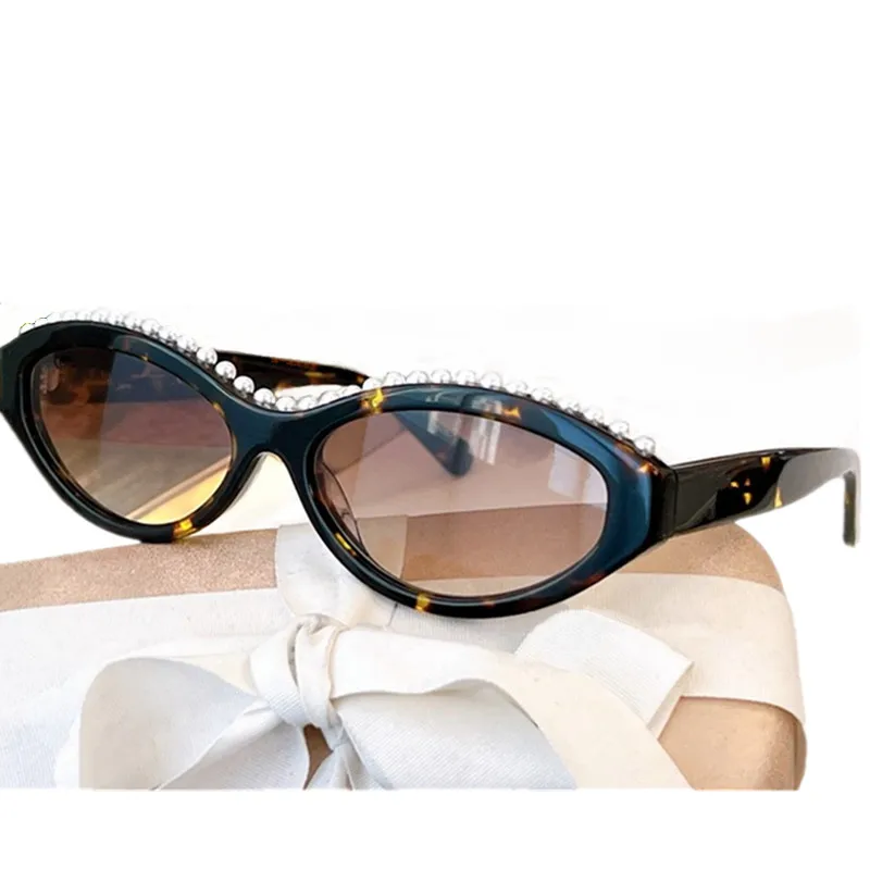 2023 New Eleglant Women Oval Gradient Sunglasses UV400 NoriginI Case Acetates SmallRim Artificial Pearl Decorate for Goggles