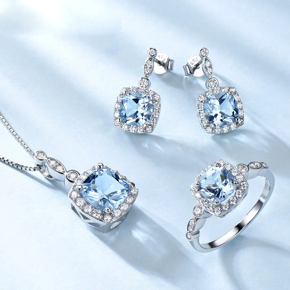 Комплект из колье и серёг серебра 925 пробы с голубым топазом сережки серебро