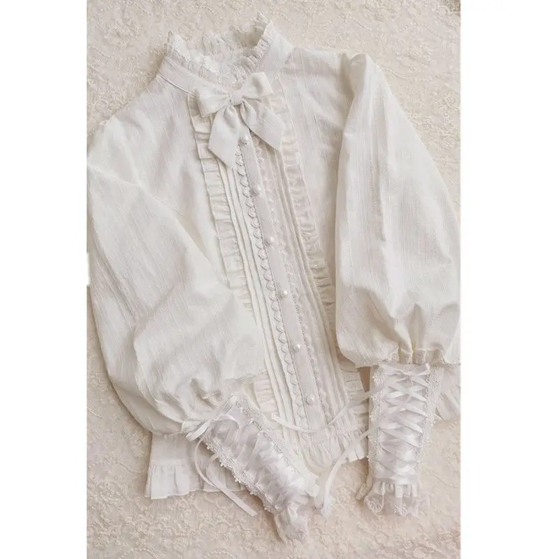 QWEEK camicia bianca in pizzo donna Lolita Style Gigot Sleeve belle camicette giapponese manica lunga con volant pieghettato top vestiti Kawaii