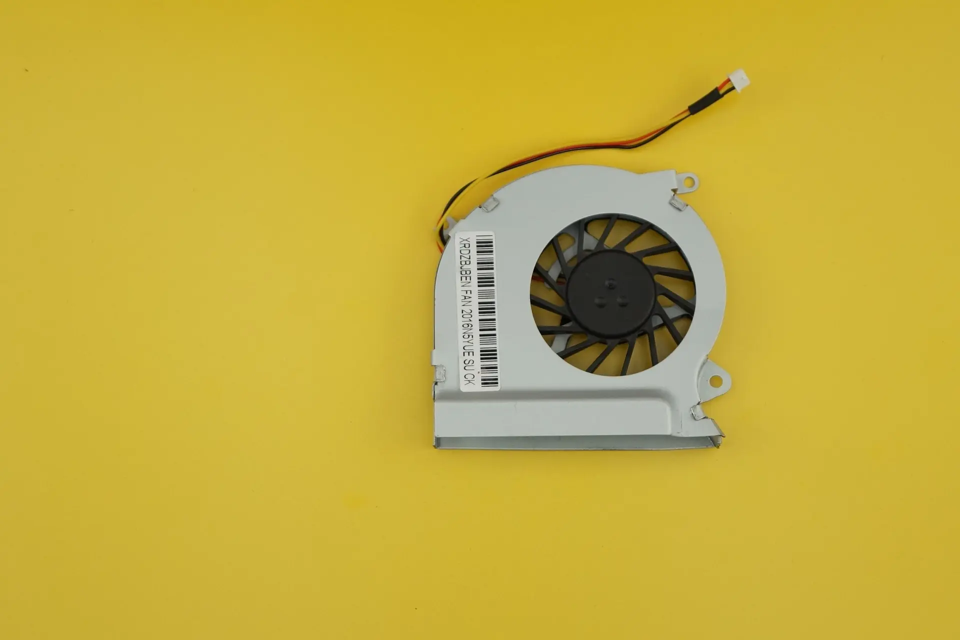 Вентилятор (кулер) для ноутбука [CPU] MSI GE70 2OE (MS-1757) - 3pin новый |