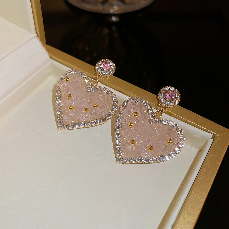 

2022 South Korea Fashionable New Set Auger Ms Crystal Heart Earrings, Contracted Temperament Elegant Beautiful Jewelry