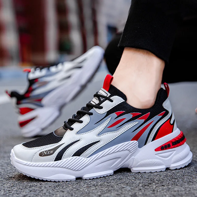 Men's 2022 New Fashion Trend Sneakers Outdoor Non-slip Lightweight Casual Style Running Shoes Comfortable Lace Up Sports Shoes