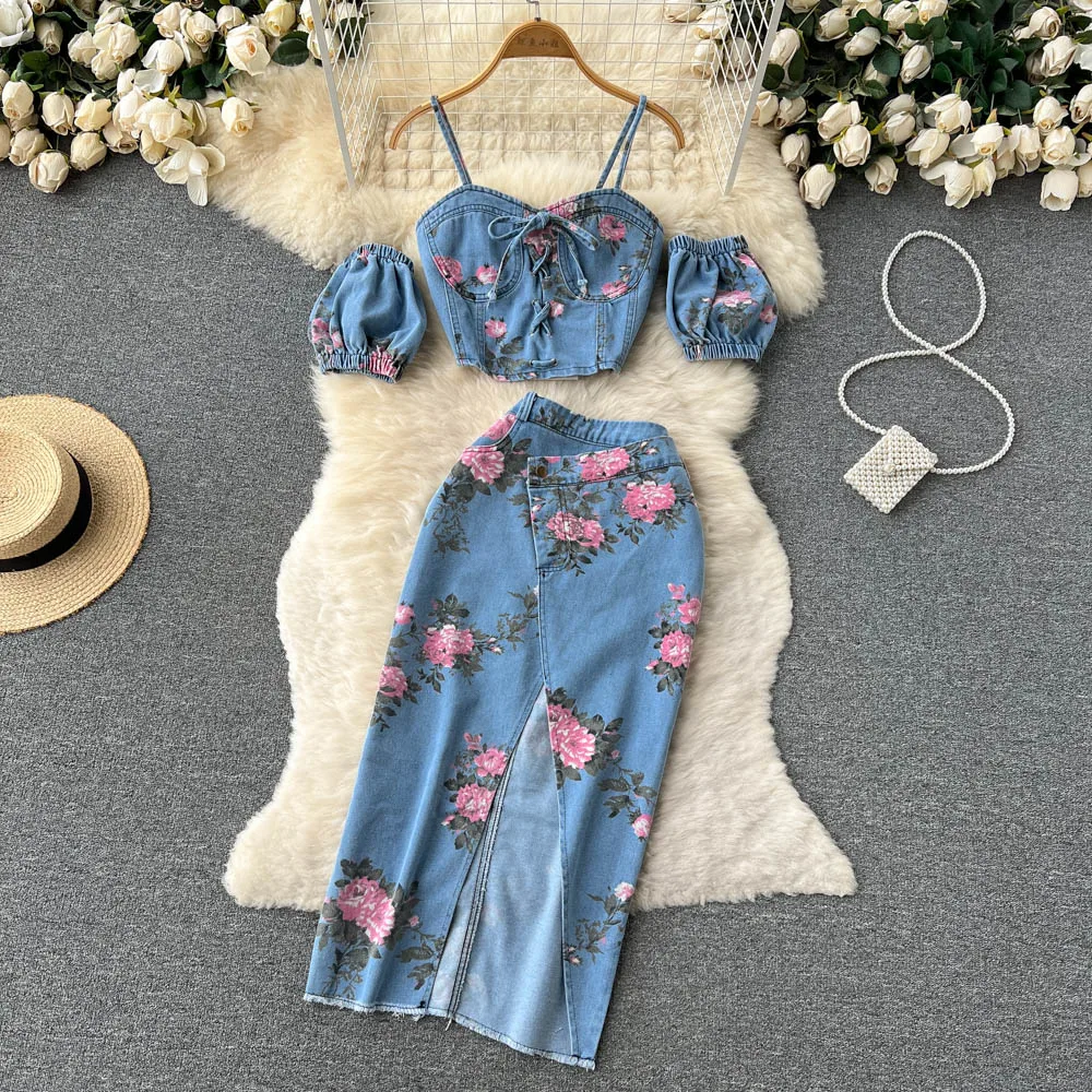 

2023 Summer Denim Skirt Suit Female Spice Girl Off Shoulder Suspender Vest Wearing High Waist Skirt Two-piece Women's Split Skir