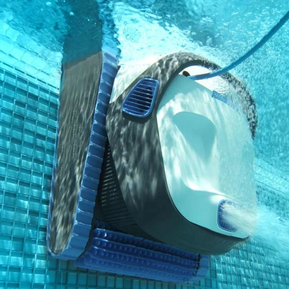 Фото Новинка 2025 года: Робот-пылесос для бассейнов Dolphin S300I с водонепроницаемым электрическим кабелем и управлением через приложение для смартфона. №2