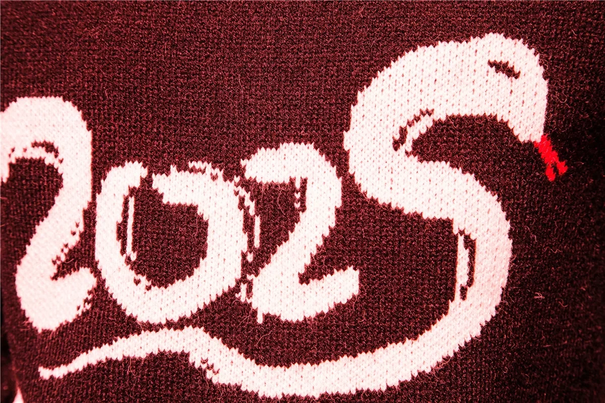 2025 НОВЫЙ год высококачественный мужской трендовый свитер облегающий