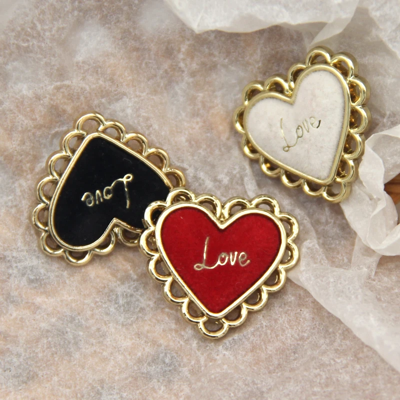 

HENGC Red Hearts Gold Metal Vintage Buttons For Clothing Women Sweater Beautiful Dress Decorative Sewing Accessories Wholesale