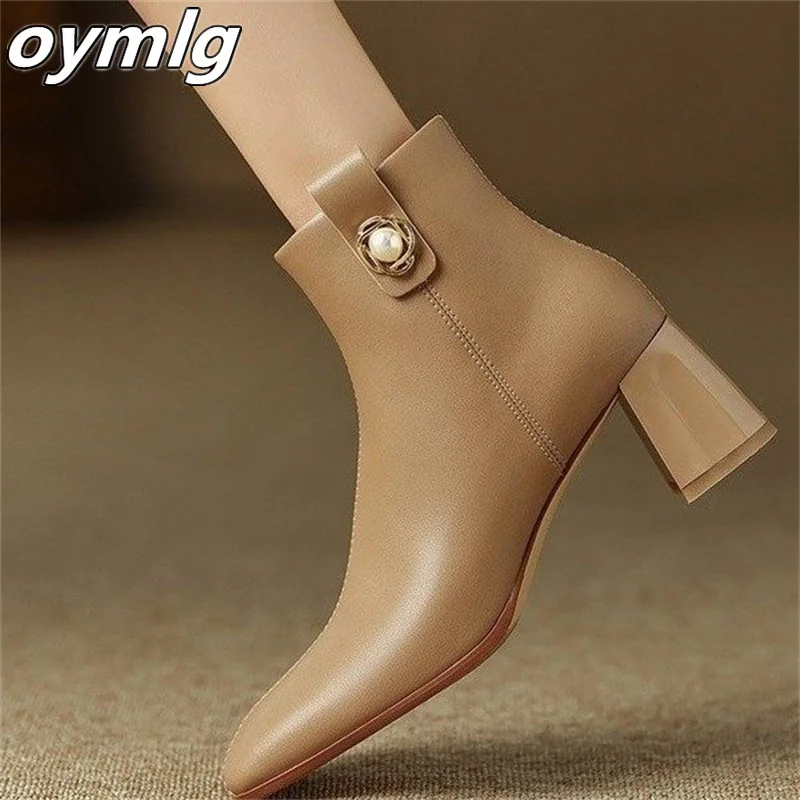 Retro riding boots women's2022autumn and winter new thick heel temperament high-heeled single boots square toe beige short boots