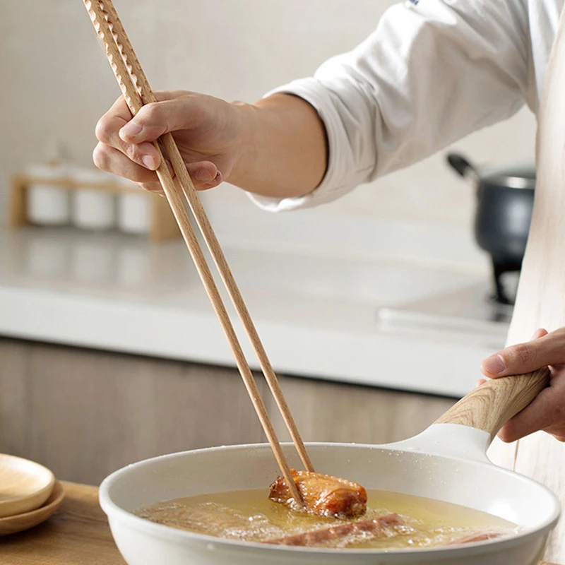 Japanese Extra Long Wooden Chopsticks Polished Beech Wood Fried Food Noodle Anti-slip Chopsticks Kitchen Cooking Tools