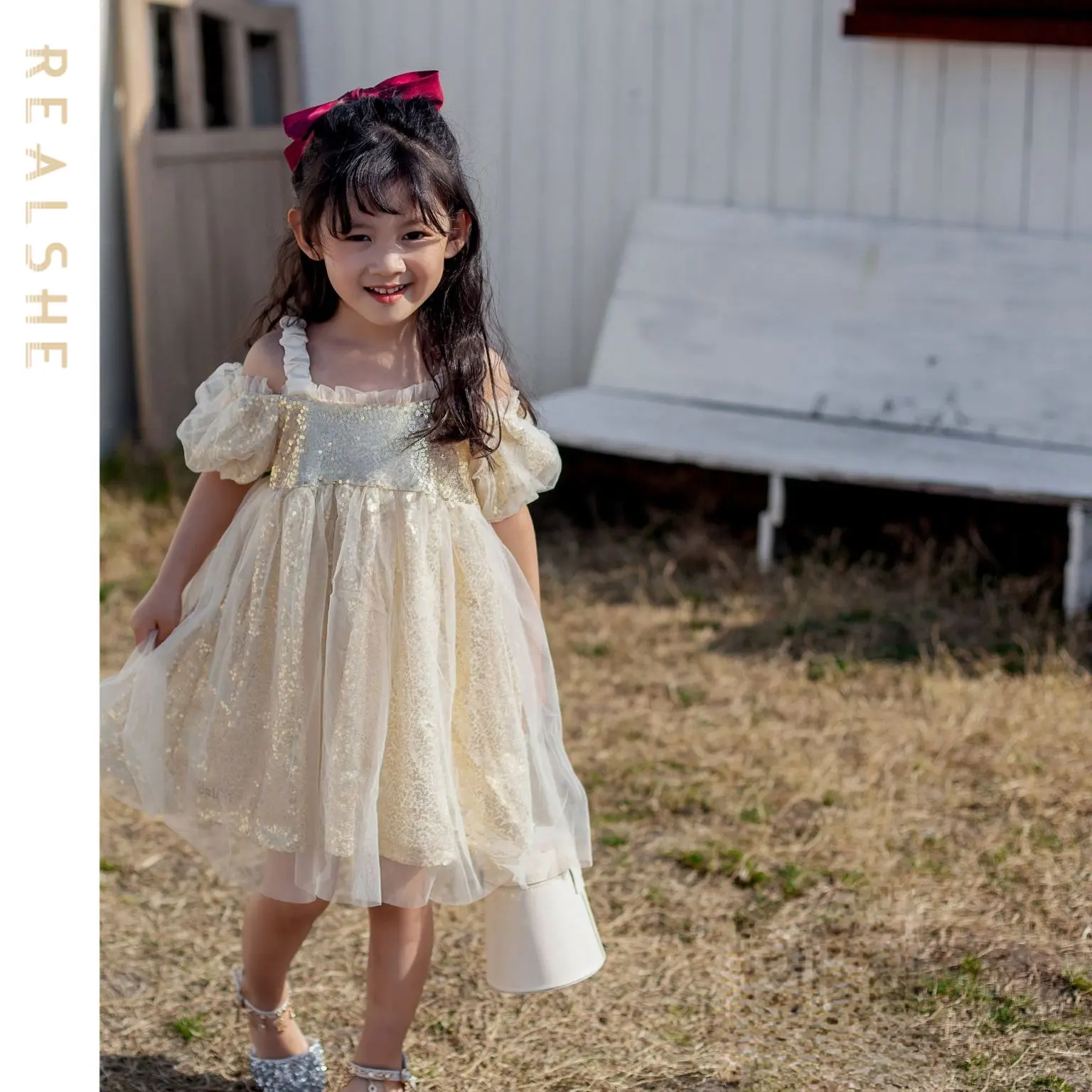 

2023 Baby Kid Girl Dress Short Sleeve Sequined Tulle Kids Princess Dresses Children Party Wedding Dress Girls Clothes