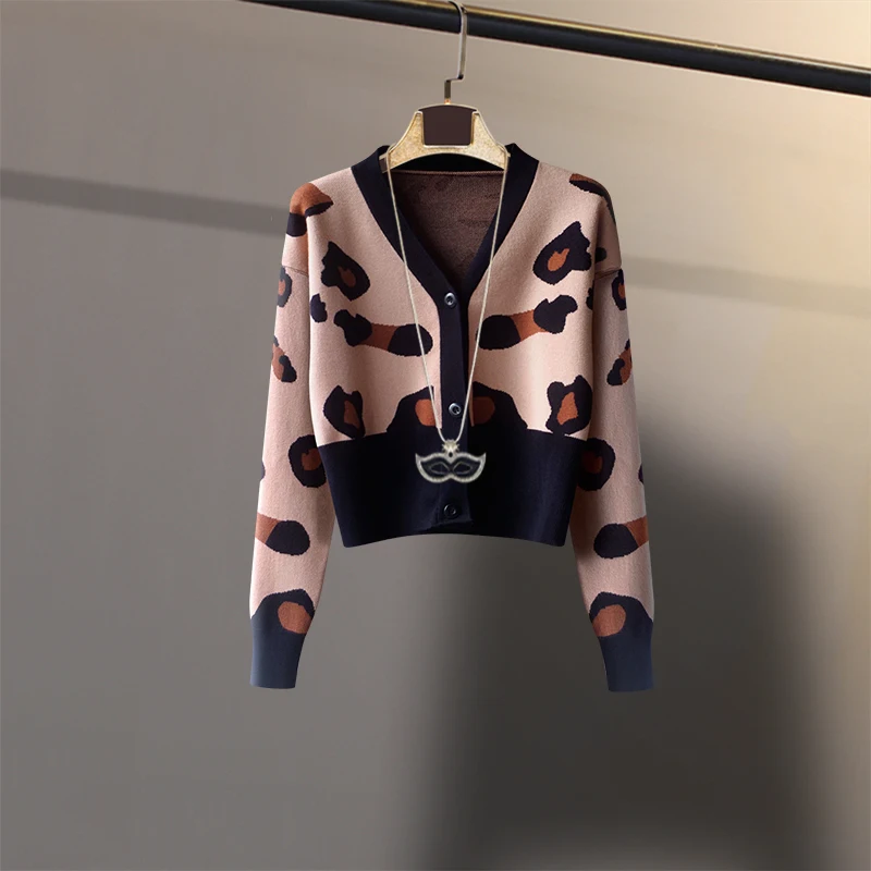 

Korobov 2021 New Leopard Pattern Cardigans Women Vintage V Neck Long Sleeve OL Knitted Cardigan Autumn Korean Sweaters