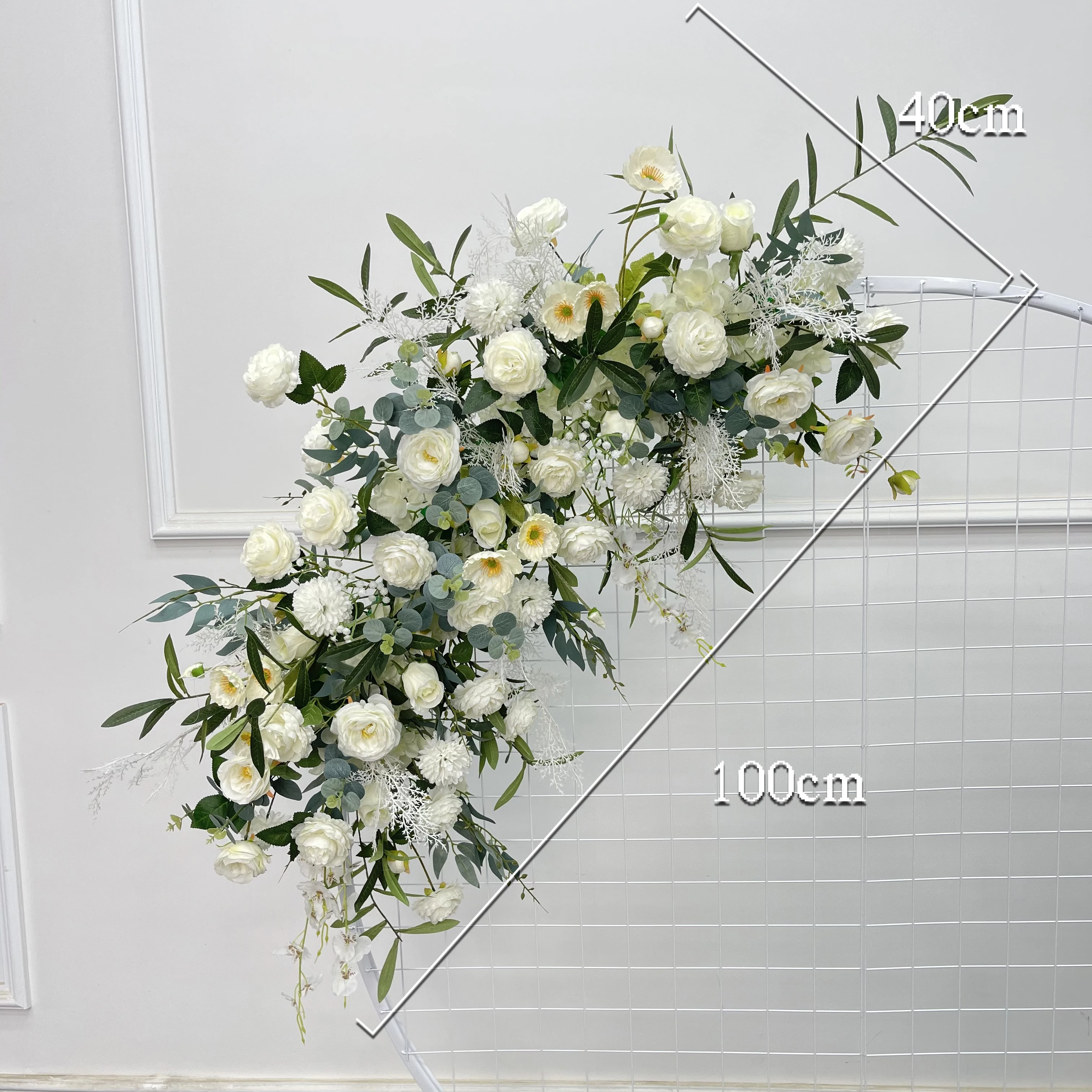 

Искусственный полумесяц для свадьбы Lucky flower