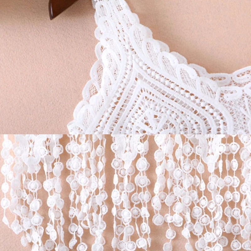 Женский летний ажурный вязаный крючком укороченный топ на бретелях кружевной с