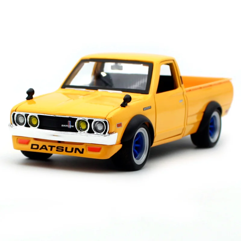 

Maisto 1:24 Datsun 1973 620 pickup conversion simulation alloy car model crafts decoration collection toy tools gift