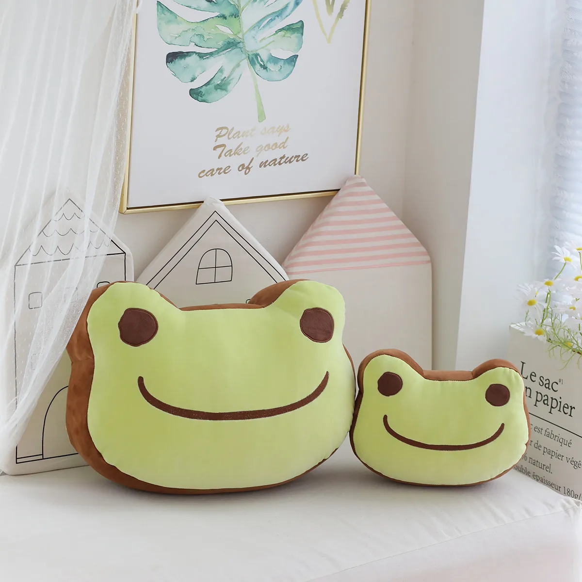 

Мягкая Милая улыбающаяся лягушка, теплая подушка