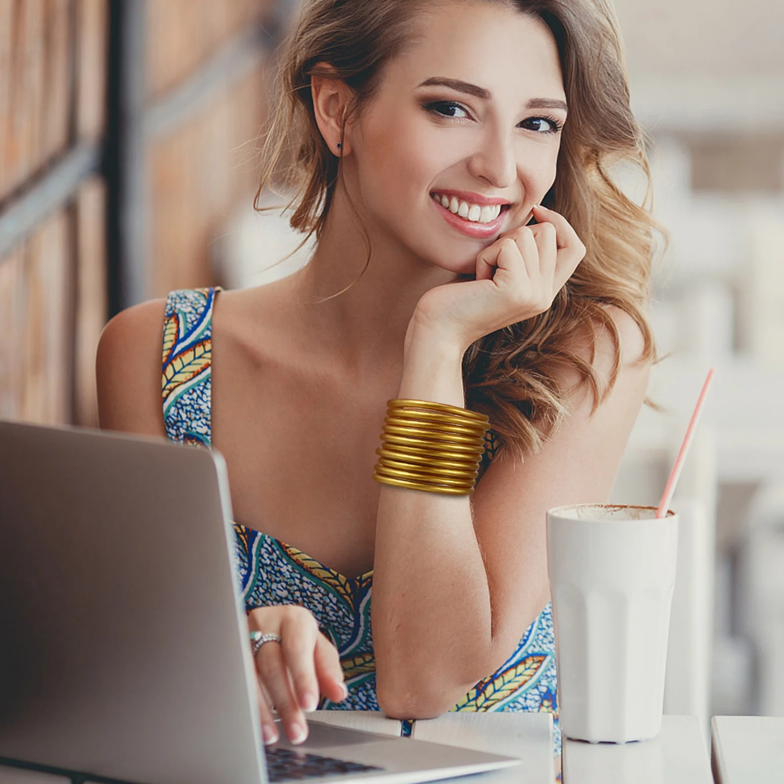 18 шт. браслет гелевые желейные браслеты для женщин модные силиконовые Miss Adult