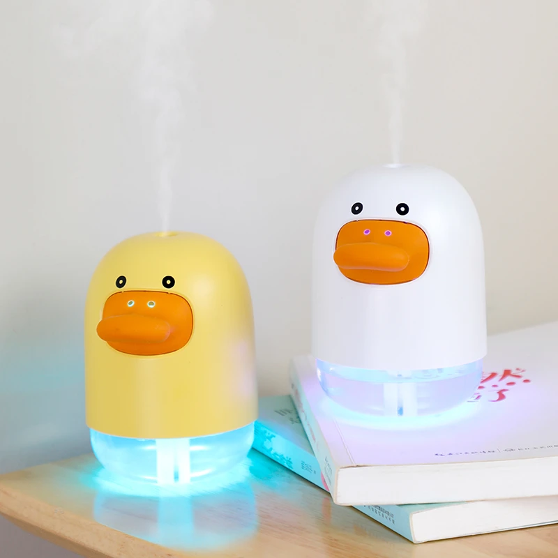 

200ML Mini Air Humidifier USB Ultrasonic Aroma Oil Diffuser Skin Water Replenishment Low Noise Umidificador with Colorful Lights