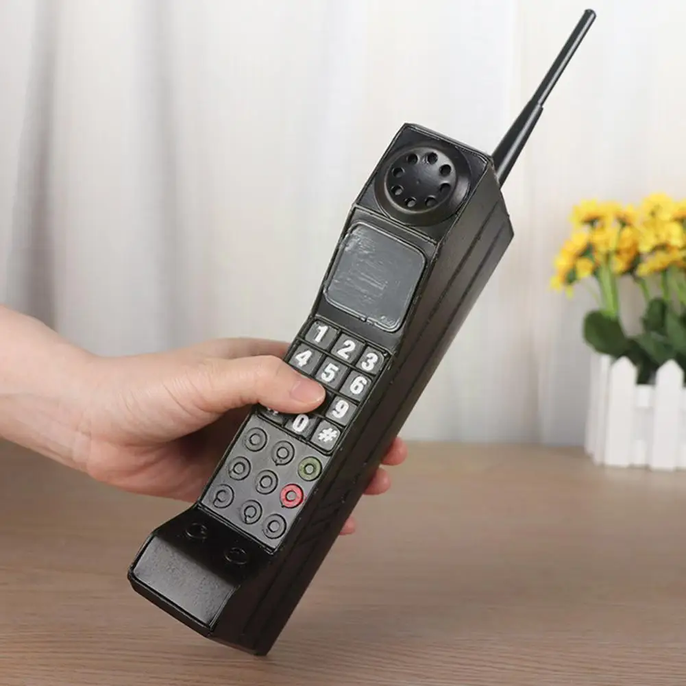 

Classic Old Retro Vintage Telephone Model Home Decoration Hand Retro Ornaments Desktop Crafts Phone Coffee Shop Decoration W9I4